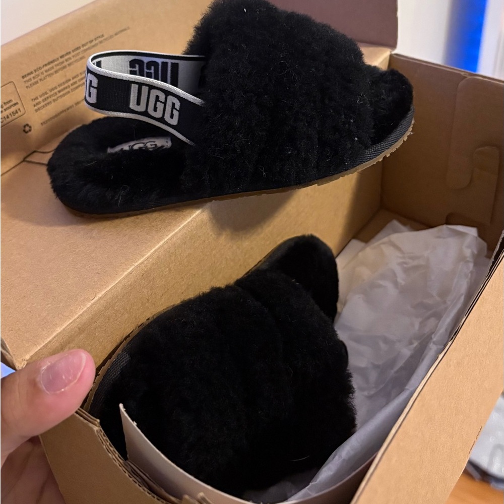 UGG Black Fuzzy Slides